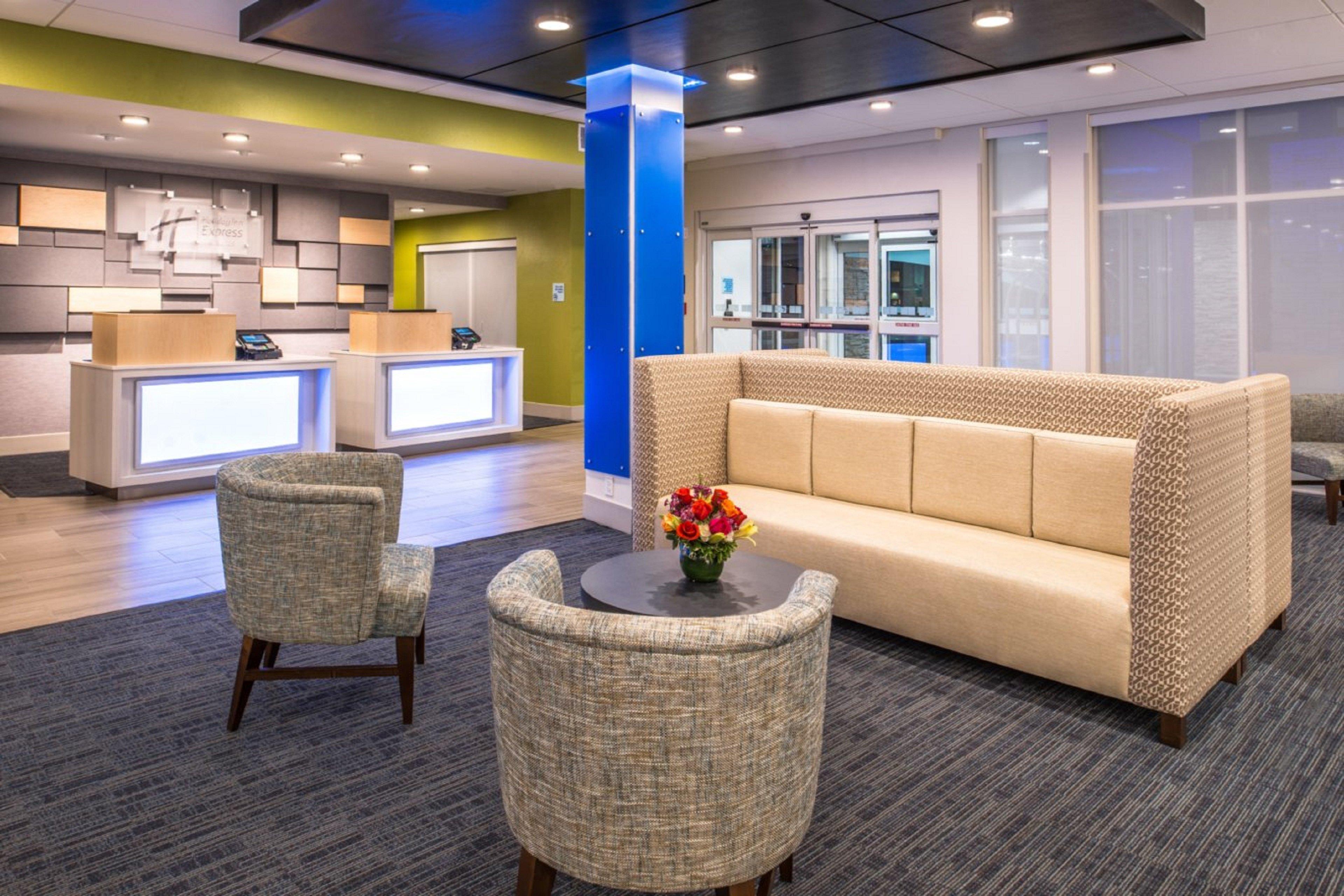 Express & - Tampa North - By Ihg Hotel Wesley Chapel