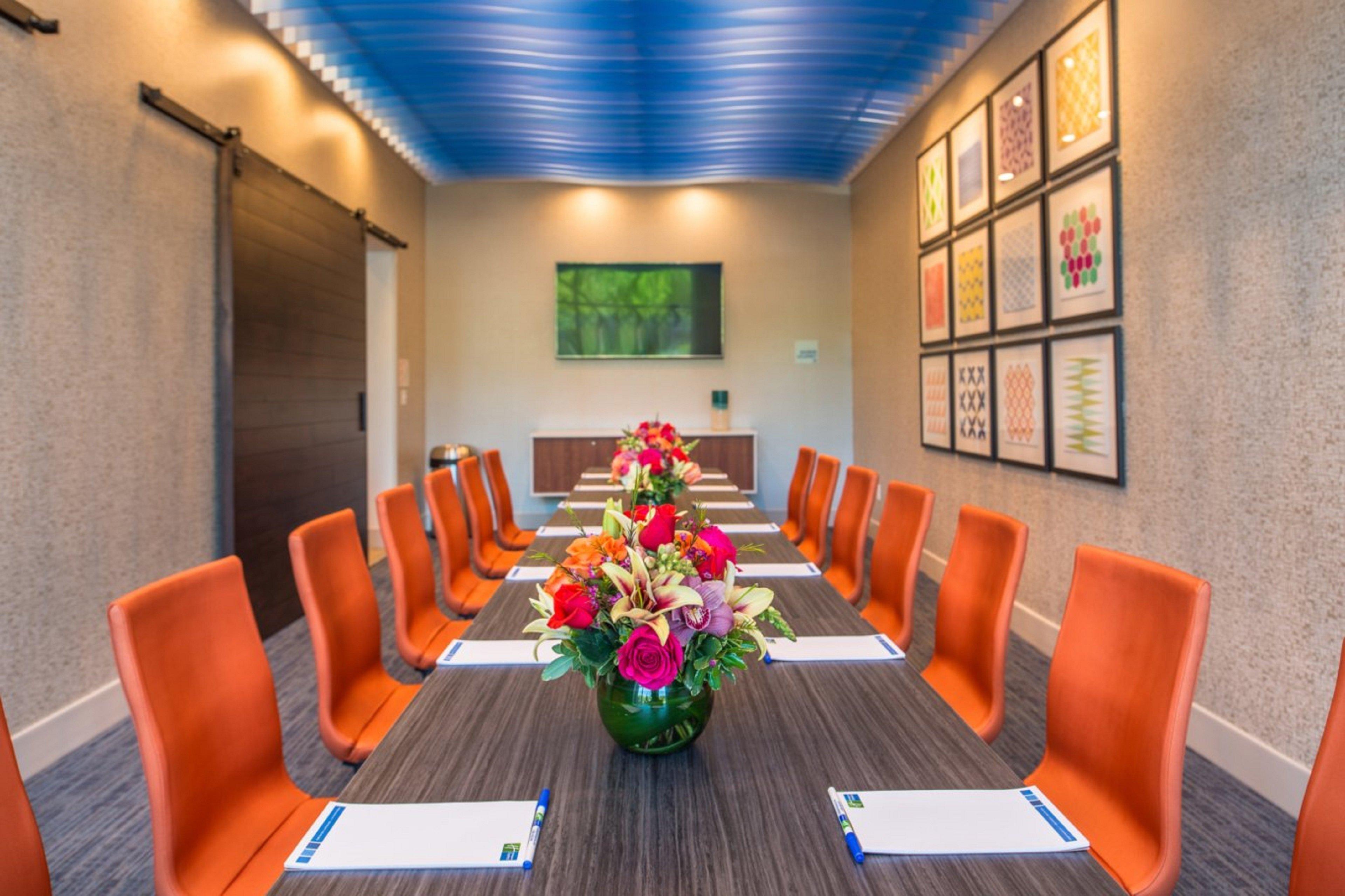Express & - Tampa North - By Ihg