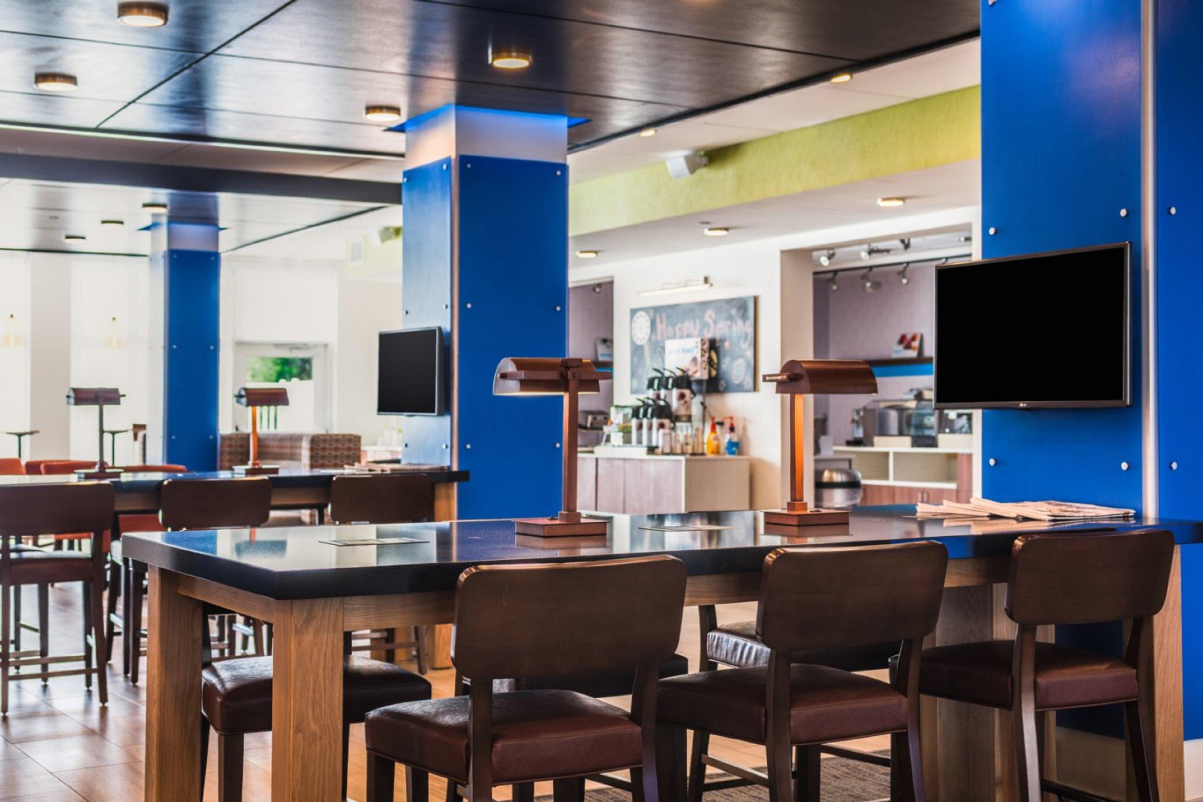 Express & - Tampa North - By Ihg Hotel Wesley Chapel