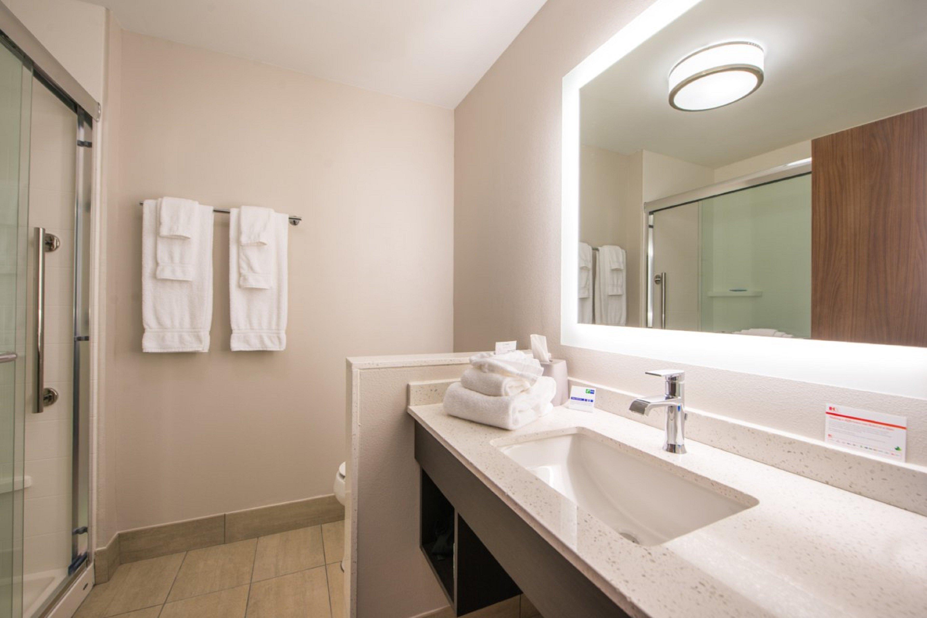 Express & - Tampa North - By Ihg Wesley Chapel