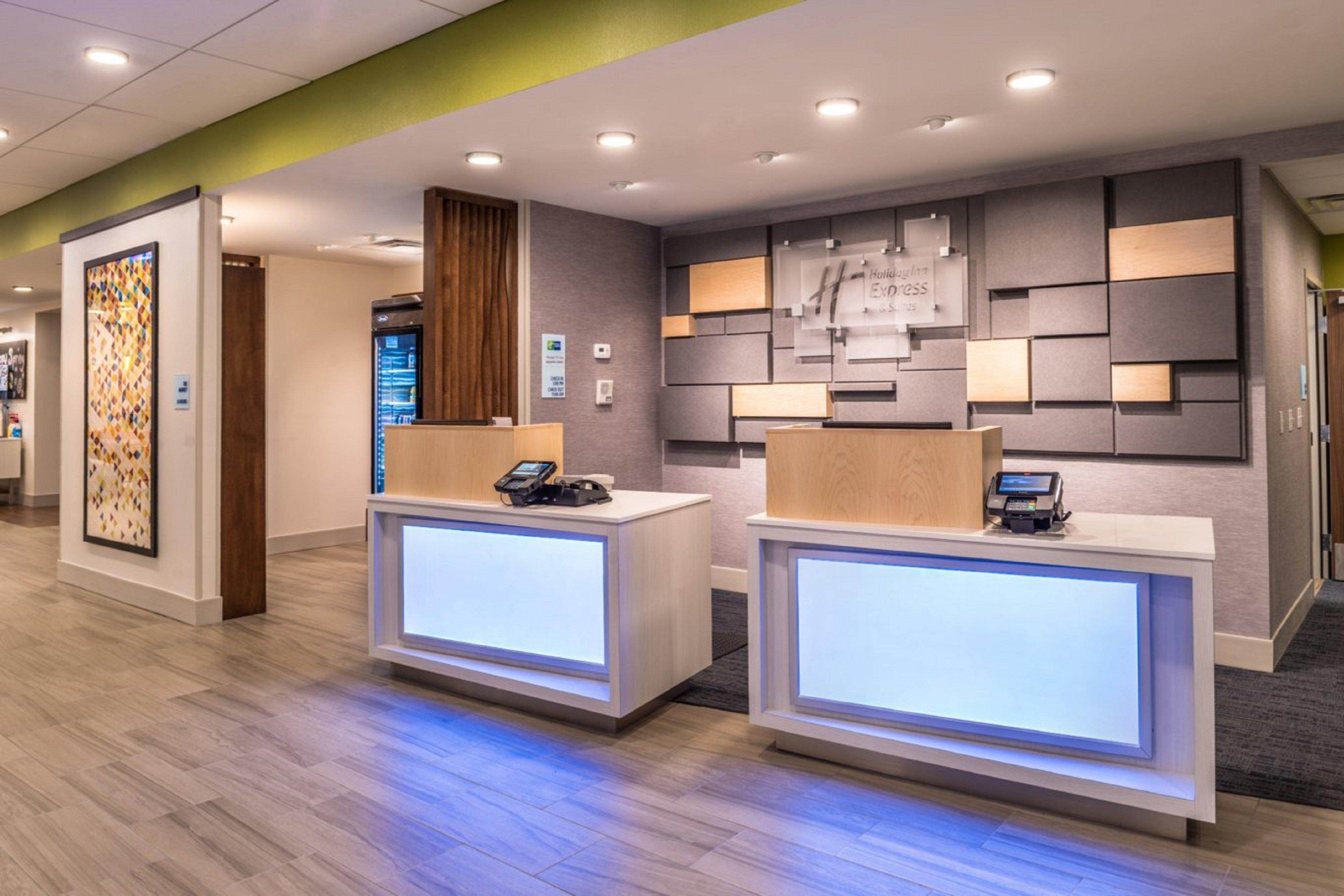 Hotel Express & - Tampa North - By Ihg