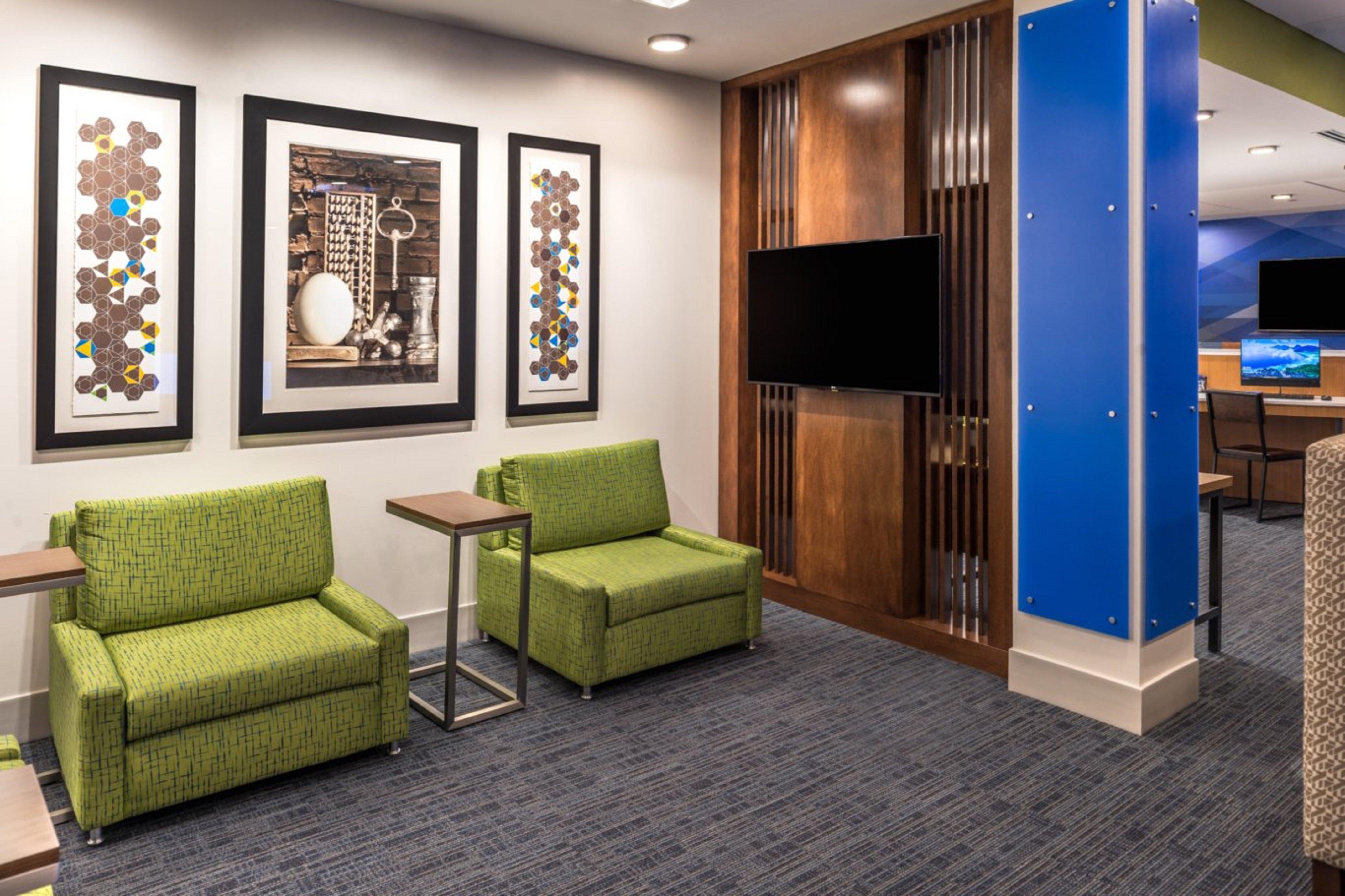 Express & - Tampa North - By Ihg Hotel 3*