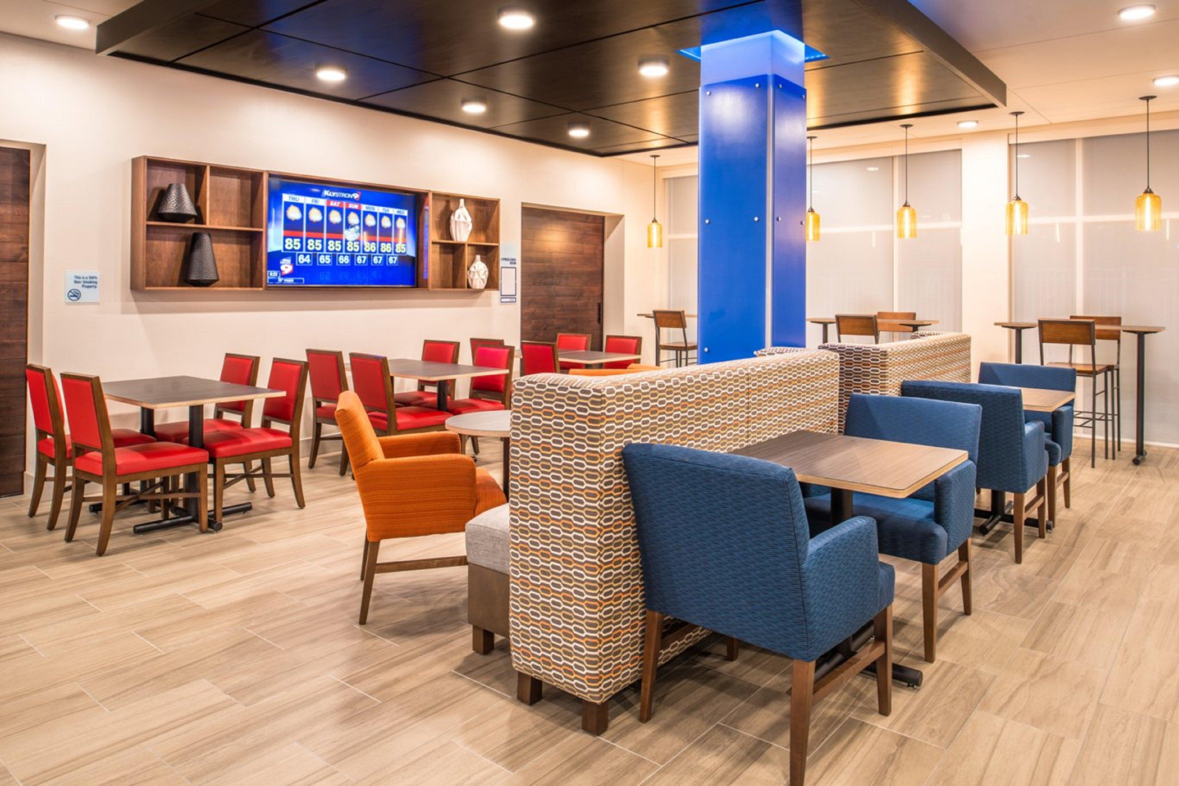 Express & - Tampa North - By Ihg Wesley Chapel